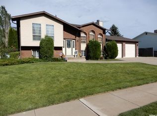 1118 N New York Ave, Harrisville, UT 84404