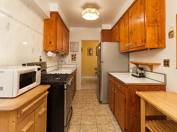 5th image of 14214 26th Ave #3-H