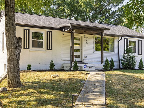 2nd image of 2531 Woodberry Dr
