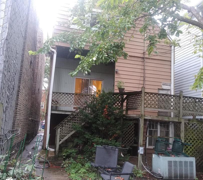 2nd image of 3337 N Oakley Ave