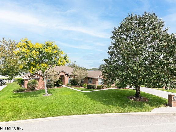 2nd image of 1210 HIDEAWAY Drive N