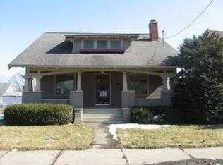 411 Hammond Ave, Waterloo, IA 50702