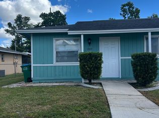 1303 SW Santa Barbara Pl, Cape Coral, FL 33991
