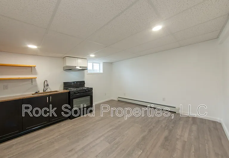 1301 E 23rd St #2 — Photo 6