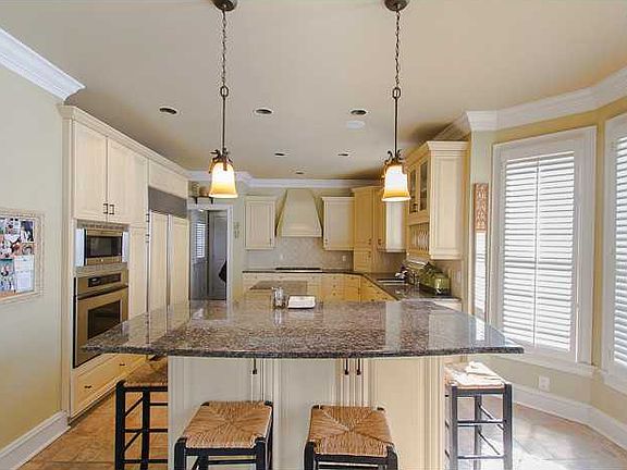 5th image of 2315 Garden Park Dr SE