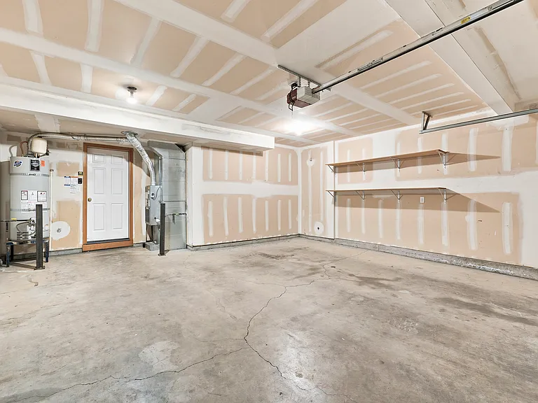 3203 NE 171st Ave — Photo 32