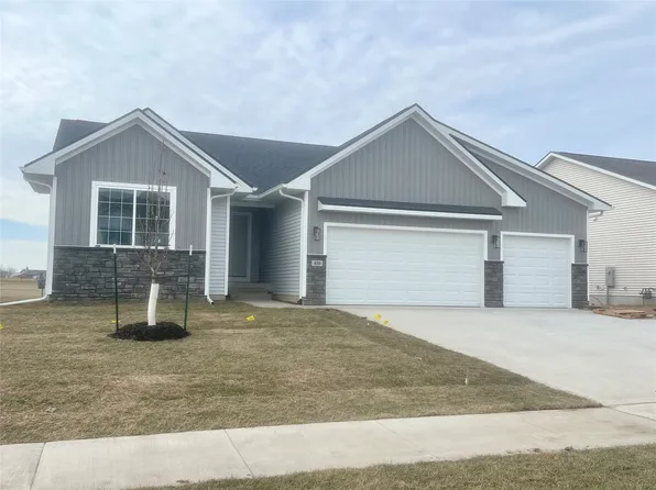 410 NE Madison Ave, Elkhart, IA 50073