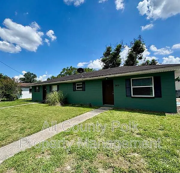2415 S Crystal Lake Dr — Photo 2