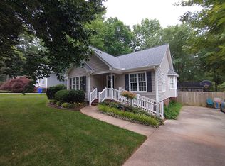 716 Hunters Run, Mebane, NC 27302