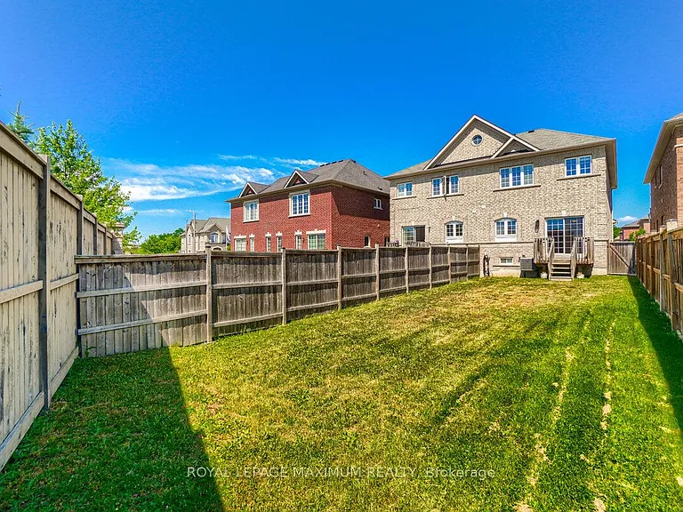 160 Gentile Cir — Photo 44