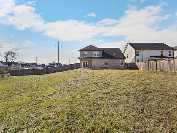 3rd image of 222 Stone Bluff Way