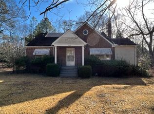 803 Augusta St, Mc Cormick, SC 29835