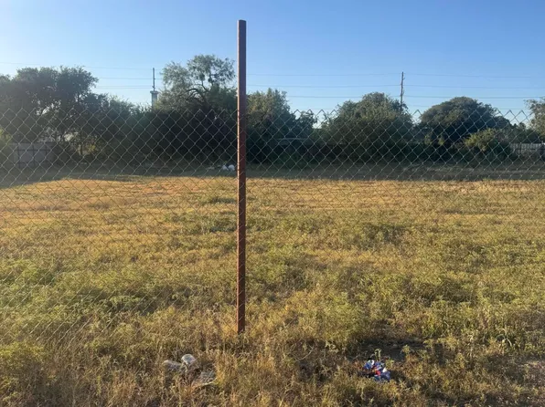 8 E 28th St #7, San Angelo, TX 76903