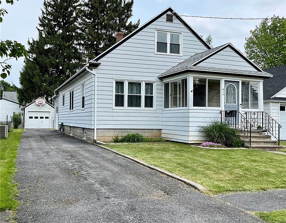 1st image of 613 Delmar Pl