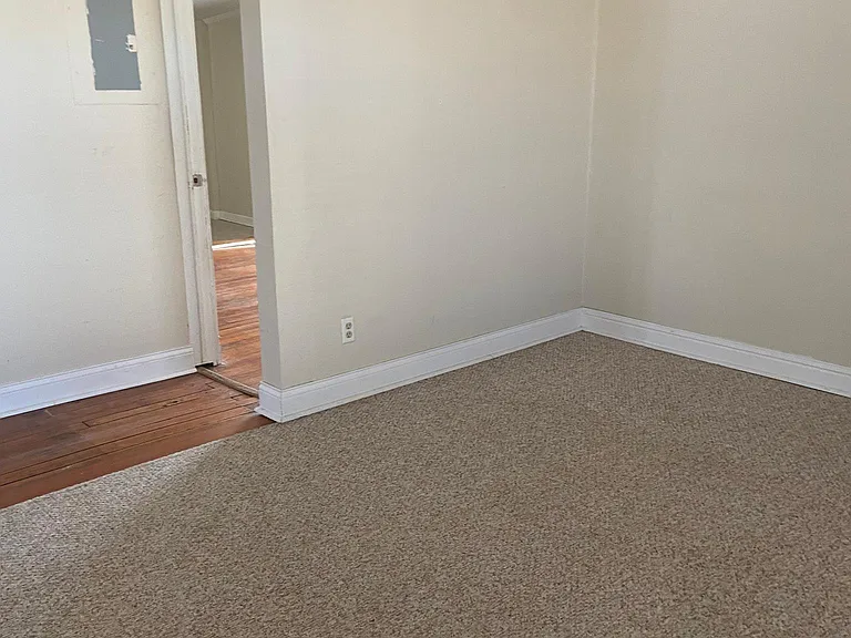 1306 Berlin St — Photo 6