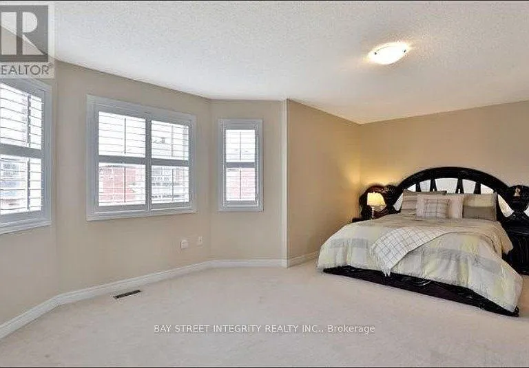 1383 Liverpool St — Photo 13