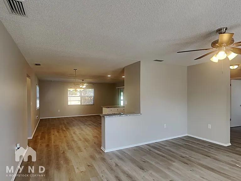 10195 Heathcliff St — Photo 8