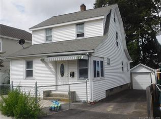 32 Allview Ave, Norwalk, CT 06854