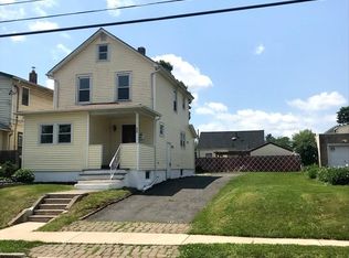 932 Nassau St, North Brunswick, NJ 08902