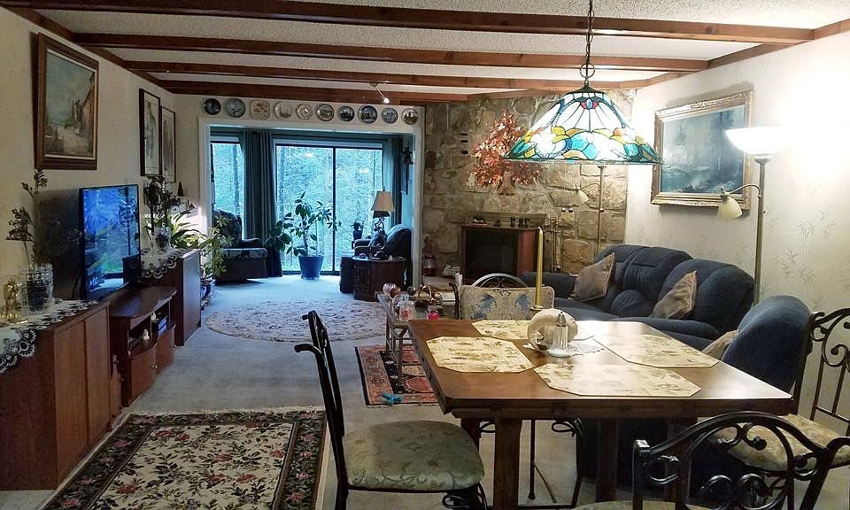 1st image of 221 Woodland Dr Unit 106