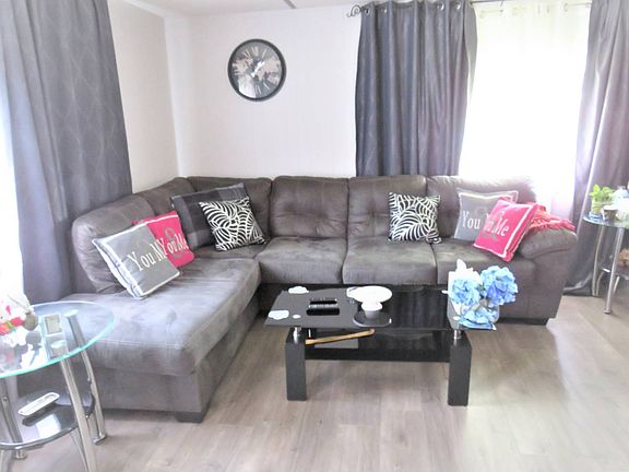 2nd image of 1151 Laura St #1407