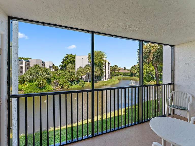 1605 S US Highway 1 #B201 — Photo 11
