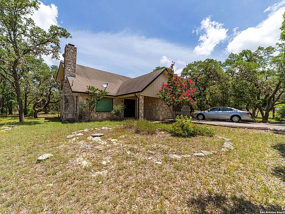 5th image of 120 Pleasant Valley Dr