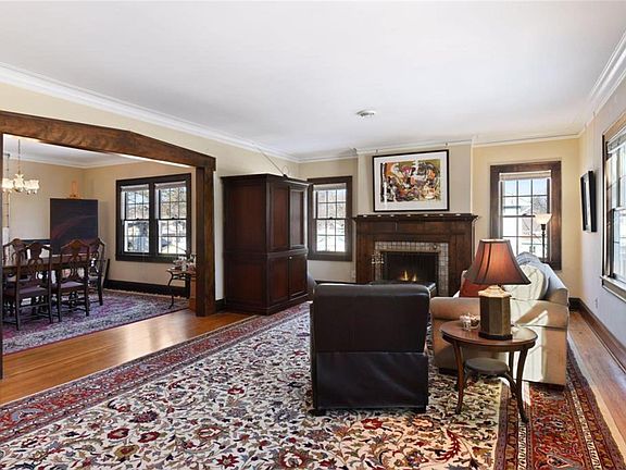 3rd image of 2254 Arthur St NE #2