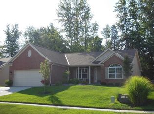 709 Morning Dew Ln, Hamilton Twp, OH 45039