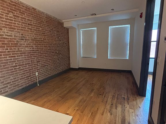 4th image of 568-572 Communipaw Ave #303.1