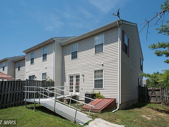4th image of 6301 S Lake Ct
