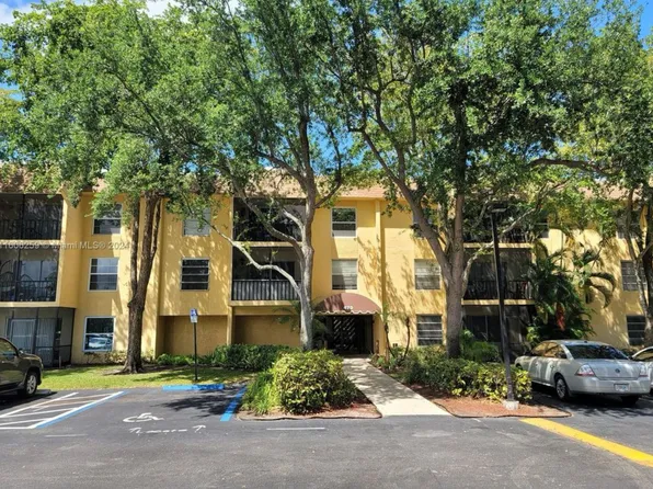 480 NW 20th St, Boca Raton, FL