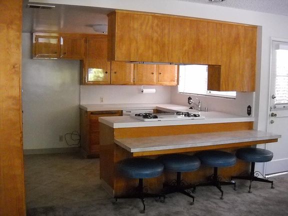 2nd image of 6231 Temple City Blvd