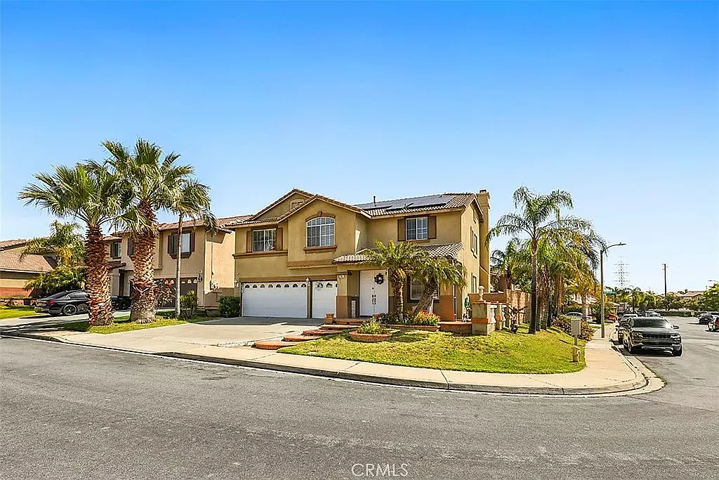 Tyler Ln, Fontana — Photo 4