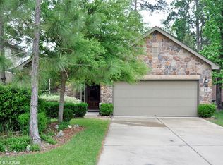 10 Black Swan Ct, The Woodlands, TX 77354