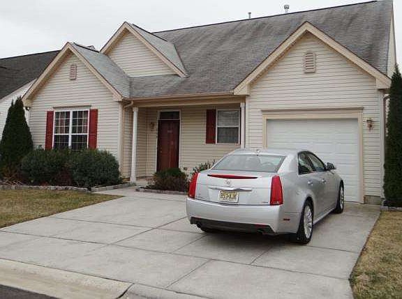 2nd image of 505 Penn Oak Turn