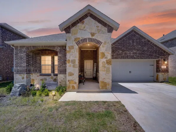10105 Sunnyview Ln, Aubrey, TX 76227