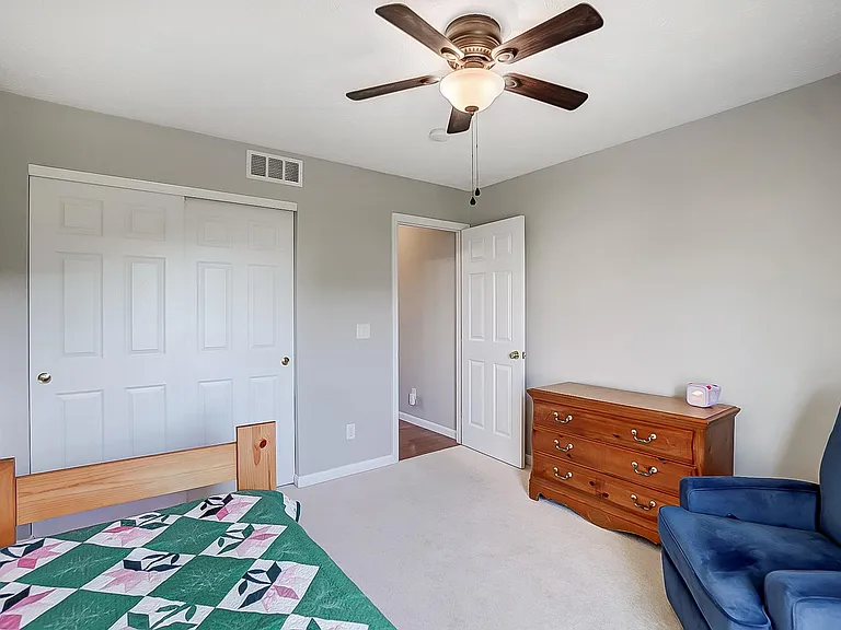1442 Observatory Dr — Photo 26