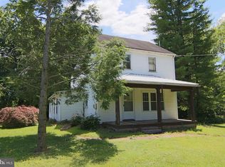 3324 Schoolhouse Rd, Middletown, PA 17057