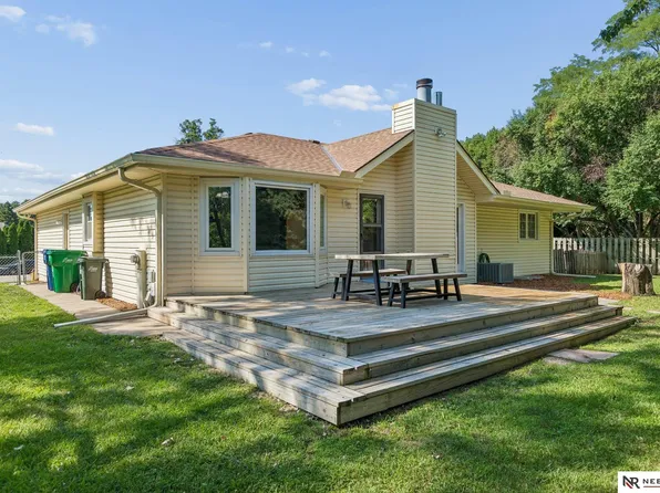 6506 S 89th Cir, Ralston, NE 68127