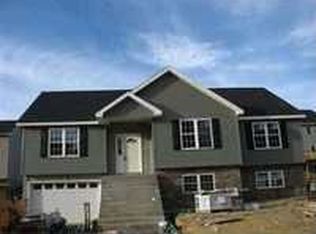 1105 Bailey Cir, Morgantown, WV 26508