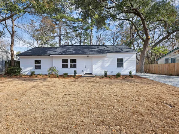 5816 Sedgefield Dr, Hanahan, SC 29410