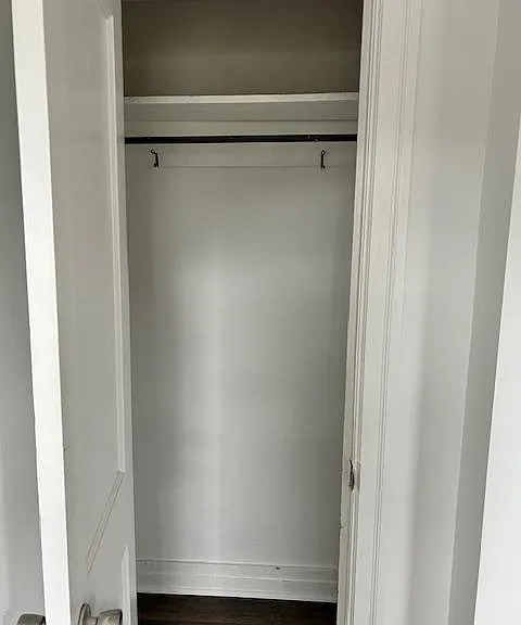 512 S Laurel St — Photo 17