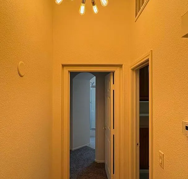 551 Duran St — Photo 20