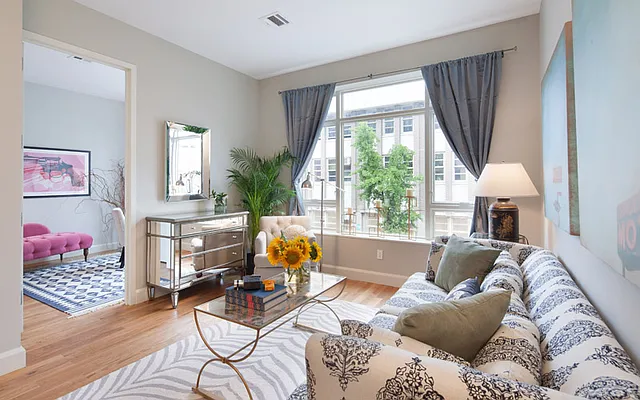 Rented by The Syper Group | media 2