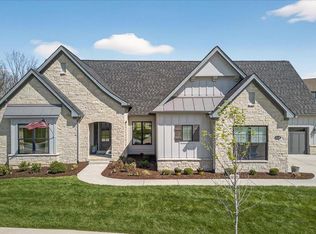 1228 Gooseberry Ln, Chesterfield, MO 63005