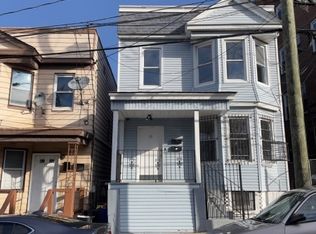 10 Arverne Ter, Irvington, NJ 07111