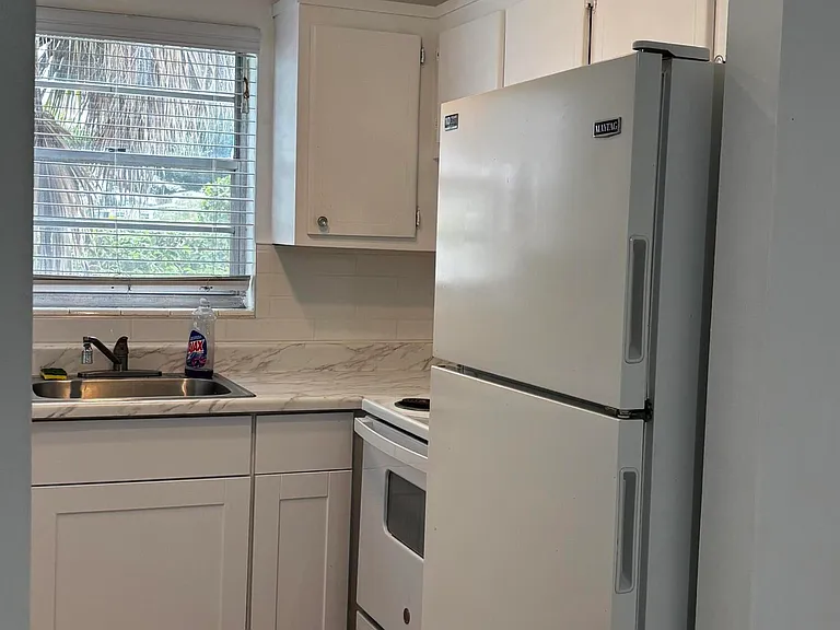 353 Sheffield St E #O — Photo 8