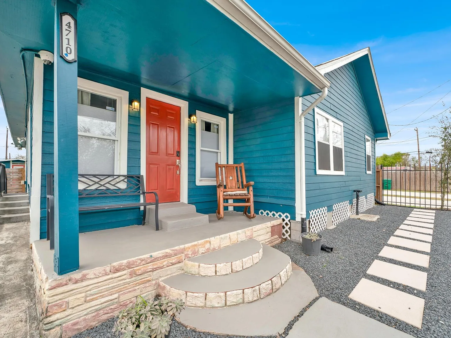 2 bed, 2.0 bath, 1440 sqft, $1,850 — Photo 3