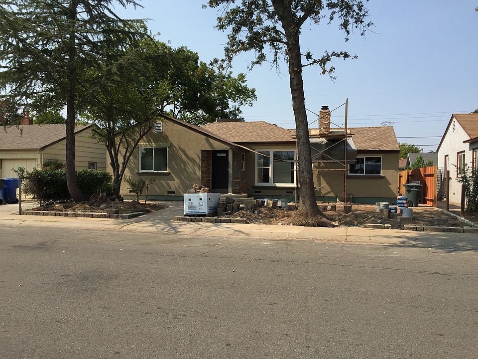 2nd image of 1821 Oregon Dr